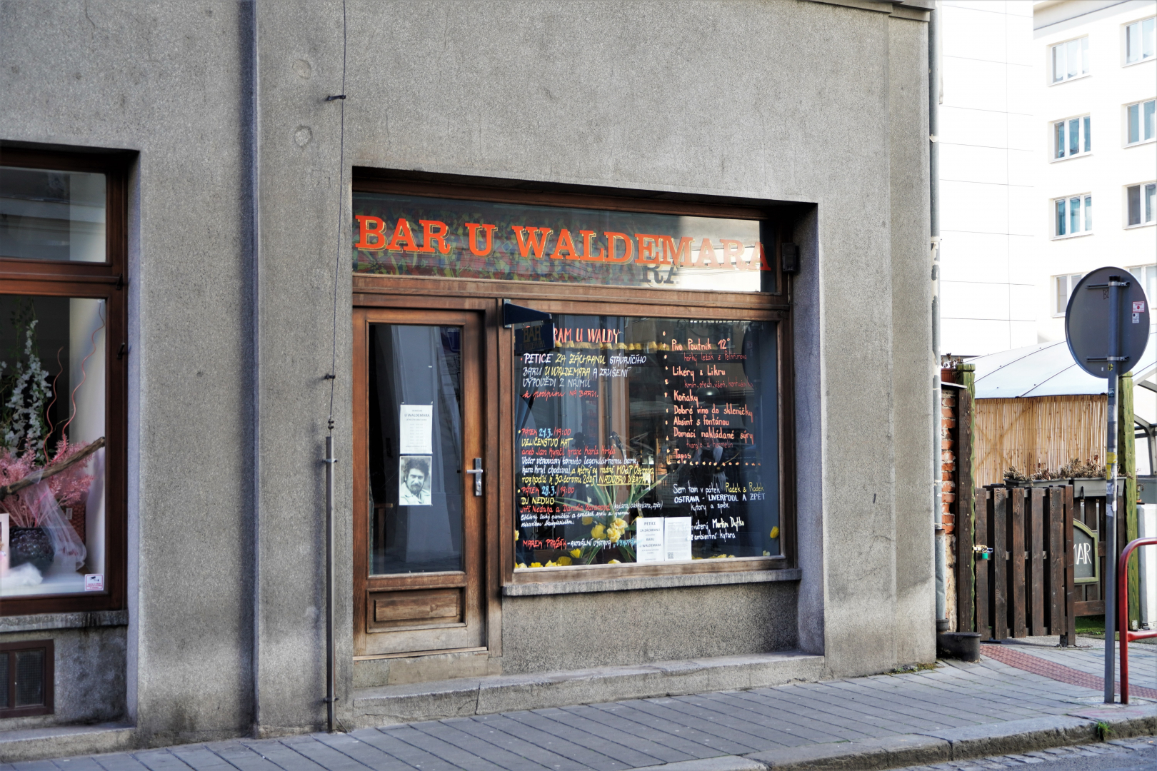 Antonína Macka 912/4, jednotka č. 912/901 - denní bar - 44,66 m²