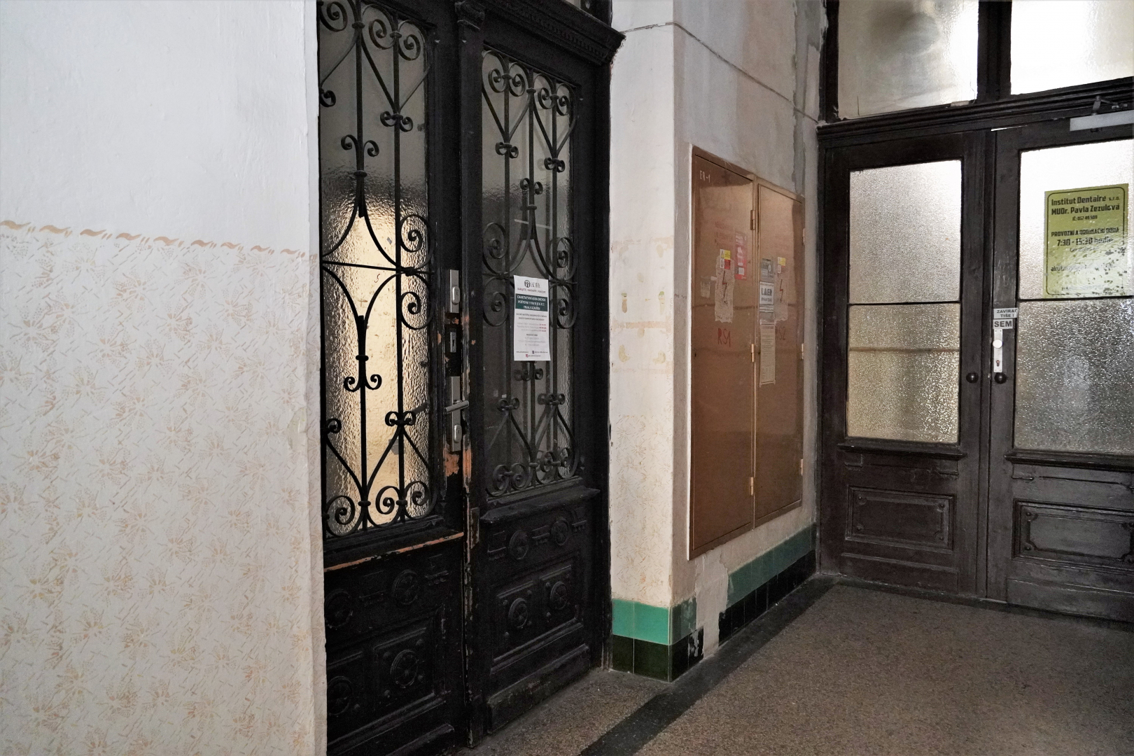 Poštovní 1118/10, jednotka 1118/901 - prodejna - 103,35 m²