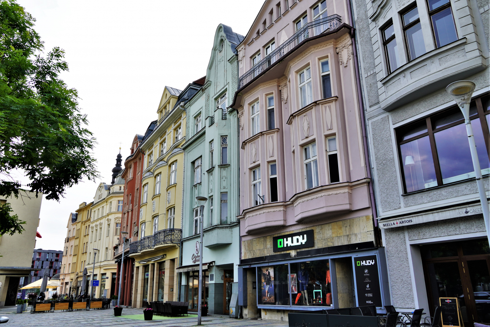 Masarykovo nám. 1498/4, jednotka č. 1498/903 - ateliér - 20,86 m²