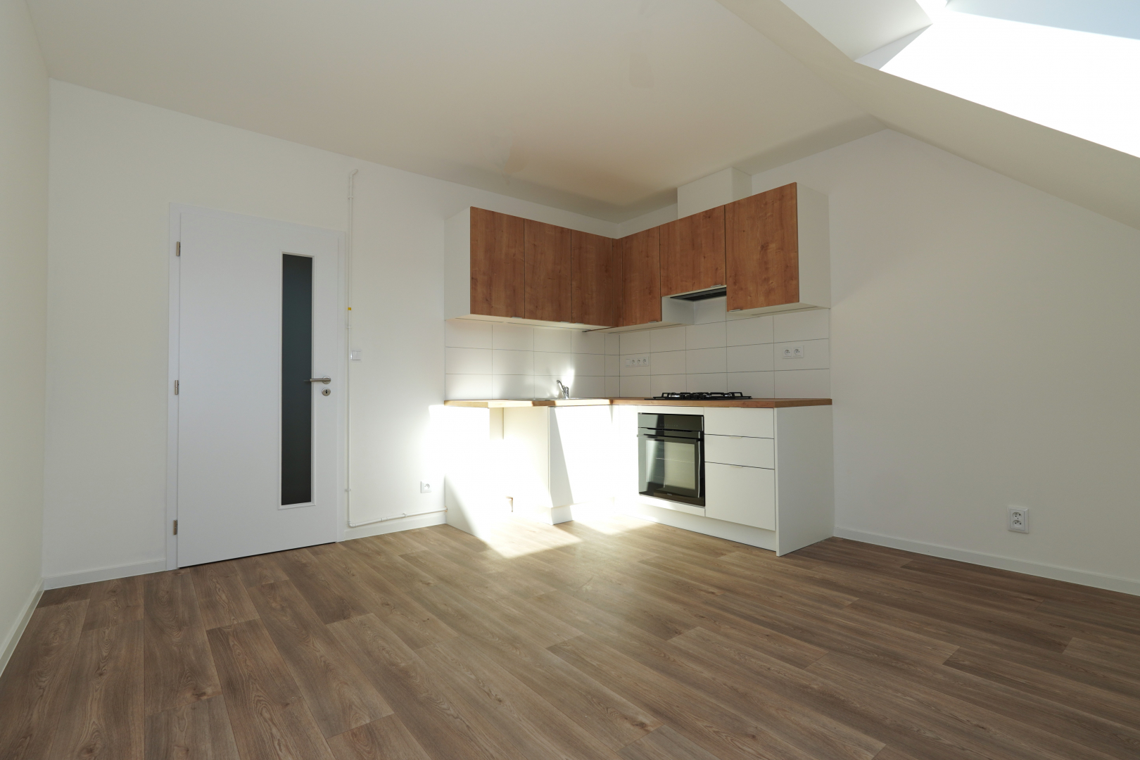 U Tiskárny 587/6, byt č. 8, velikost 1+0 - 26,85 m<sup>2</sup>