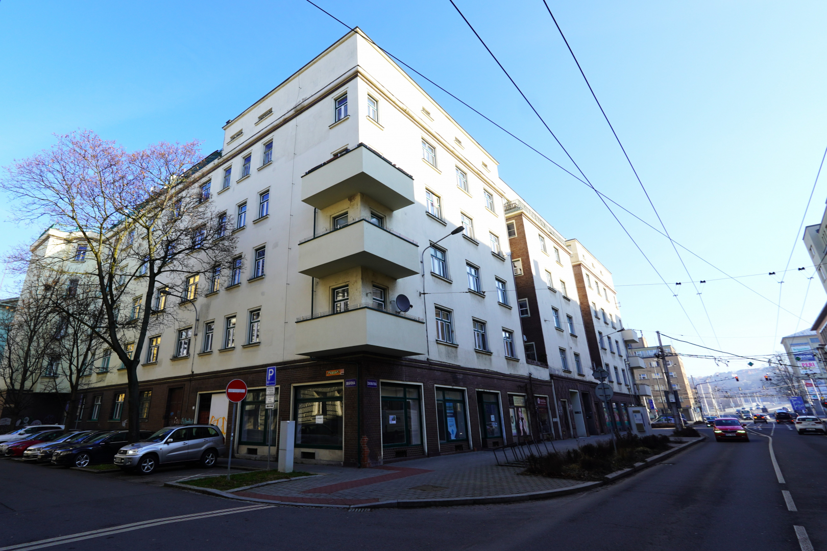 Českobratrská 1888/14, jednotka č. 1888/902 - prodejna - 197 m²