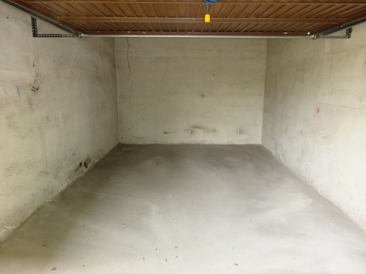 Gen. Janouška 2814/2 - garáž - 16 m²