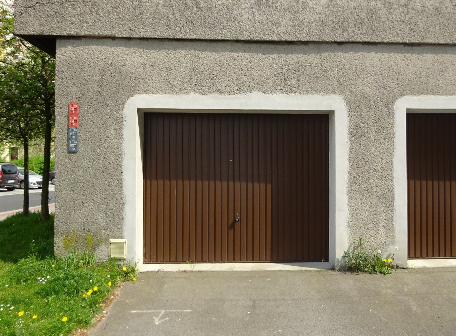 Gen. Janouška 2814/2 - garáž - 16 m²