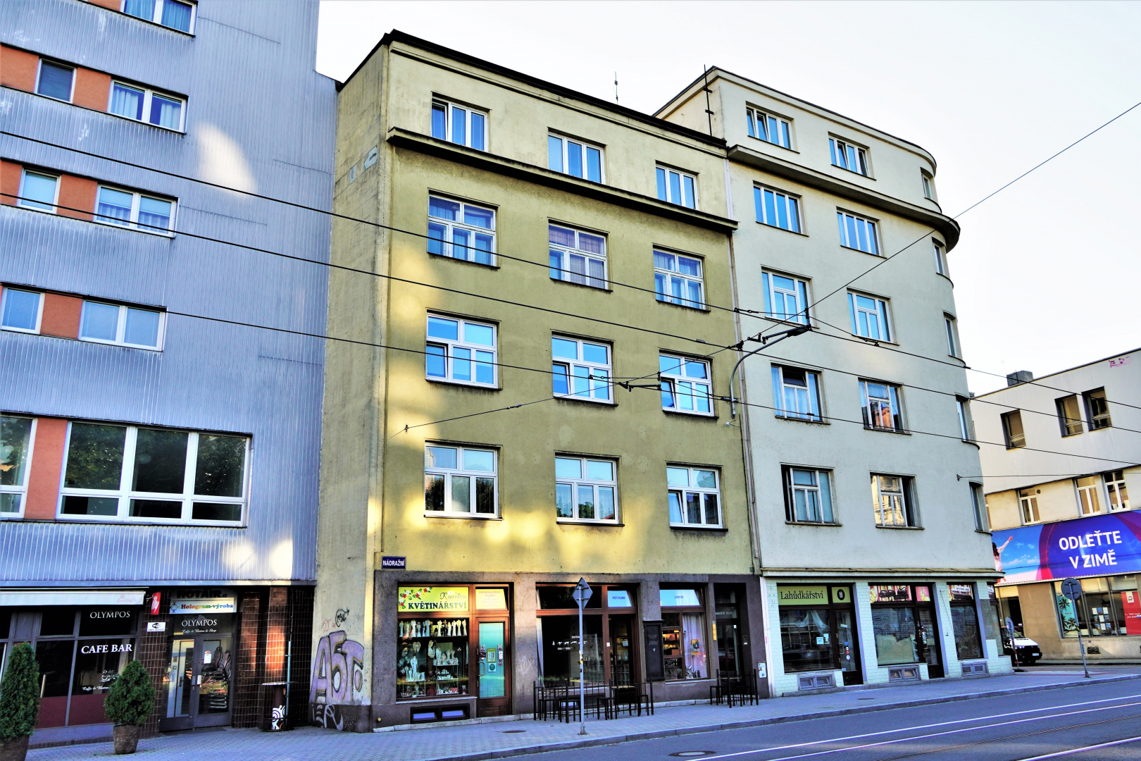 Nádražní 112/50, jednotka č. 112/902 - prodejna květin - 35,38 m²